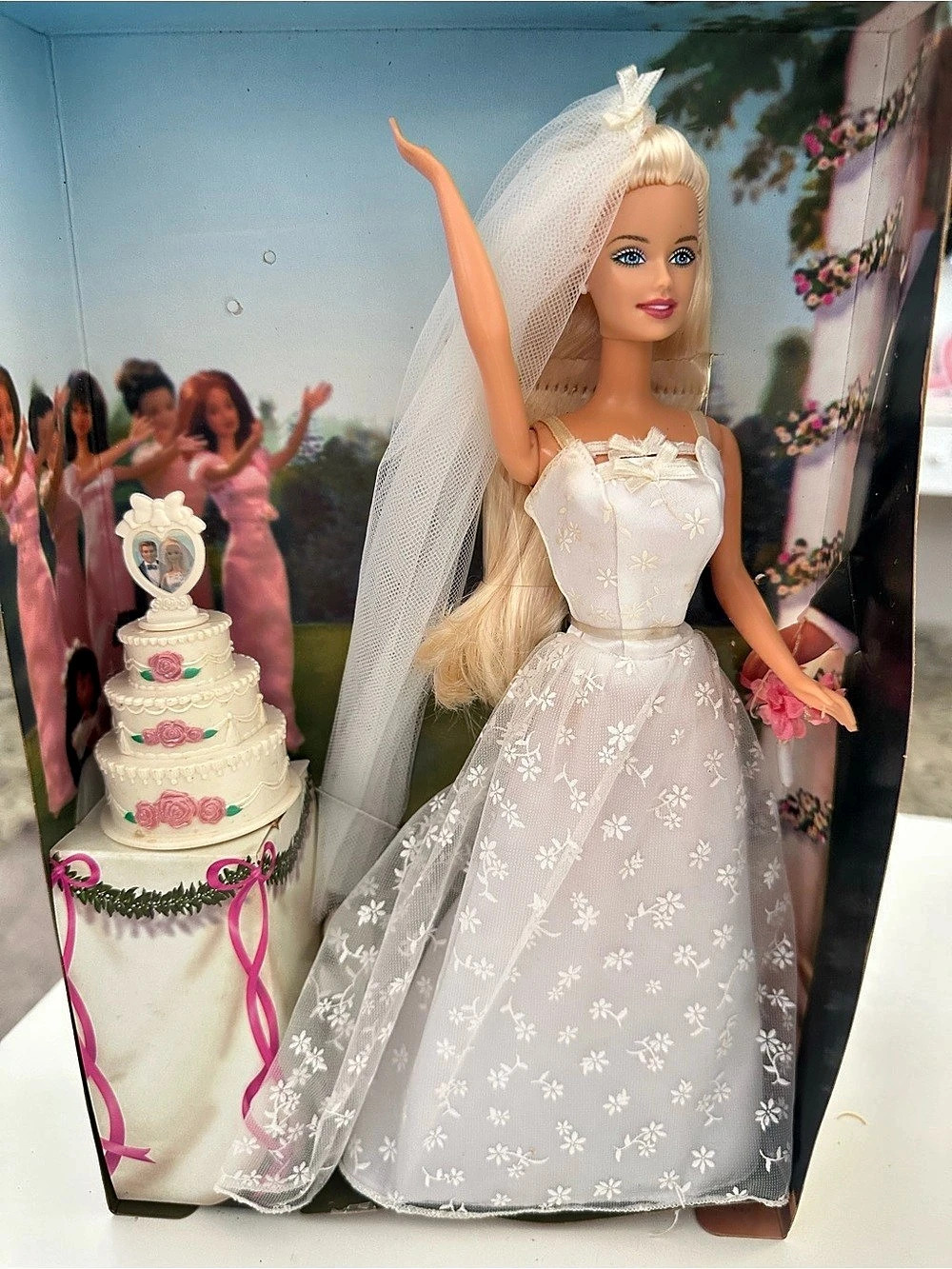 2001 Barbie Wedding Bouquet #52649 Mattel Collector Doll